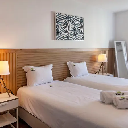 Priolo's Nest - Sunlit Retreat With Free Parking Ponta Delgada